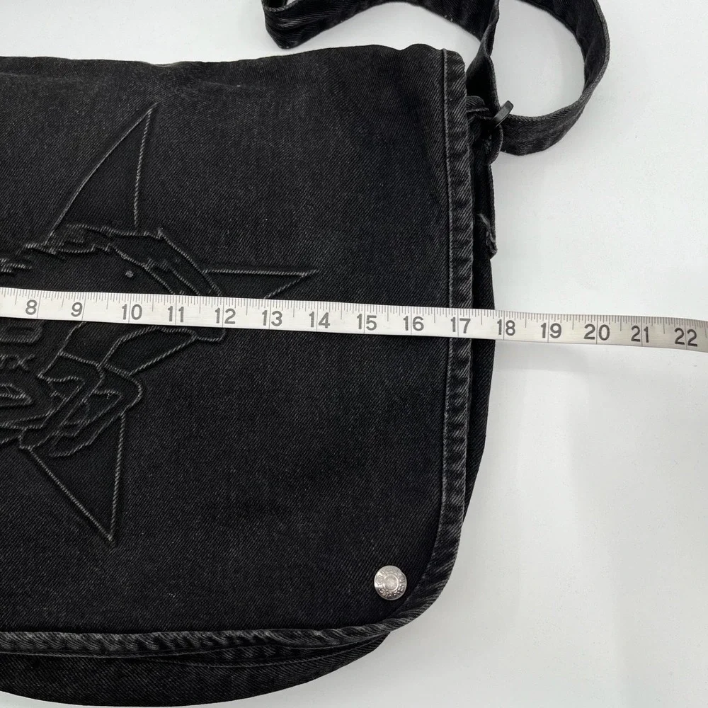 Tyca item denim